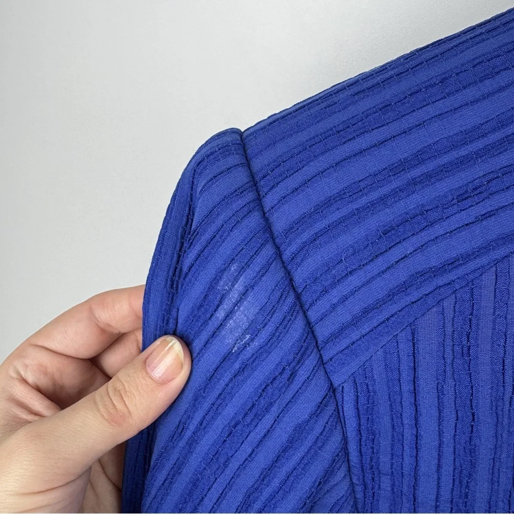 ROARINGWILD Pleated Plisse Textured Cobalt Blue Button Front Jacket Streetwear